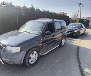 Miał ponad promil alkoholu w organizmie i dwa zakazy prowadzenia pojazdów. Wpadł przez niezapięte pasy