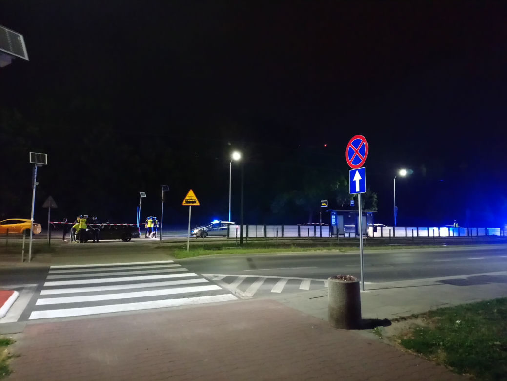 Koszmarny wypadek w Krakowie. Wbiegł wprost pod BMW, zginął na miejscu