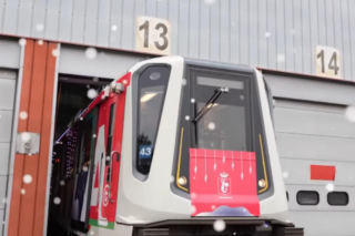 Świąteczne metro w Warszawie 2025