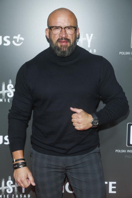Tomasz Oświeciński filmową gwiazdą produkcji Vegi. Tak celebryta zmieniał się przez lata