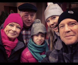 Na Wspólnej Maria (Bożena Dykiel) Żaneta (Anna Guzik) Włodek (Mieczysław Hryniewicz) Wojtek (Wojciech Błach) Mania (Zuzia Kaszuba)