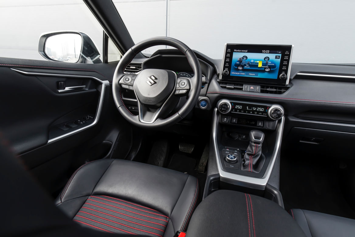Suzuki Across Plug-in Hybrid i-AWD e-CVT Elegance