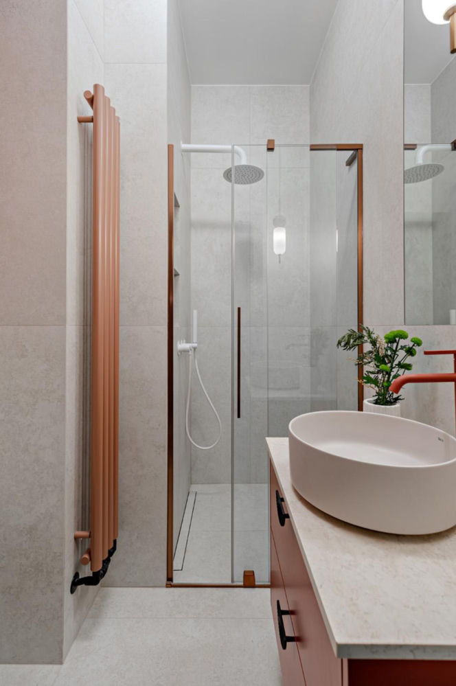 Mieszkanie w kolorach szałwiowej zieleni i ciepłej terakoty