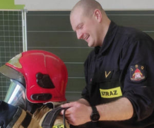 Ratował innych, dziś sam potrzebuje pomocy. Strażak z Katowic choruje na nowotwór. Ruszyła zbiórka