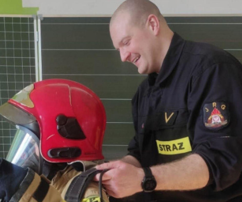 Ratował innych, dziś sam potrzebuje pomocy. Strażak z Katowic choruje na nowotwór. Ruszyła zbiórka