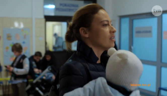 	Lekarze 4 sezon odcinek 42 (odc. 3). Alicja (Magdalena Różczka)