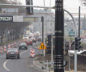 Trwają prace na placu Niepodległości w Toruniu. Wiemy, kiedy się zakończą