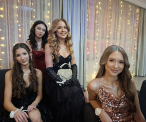 Studniówka 2026 maturzystów II LO w Starachowicach