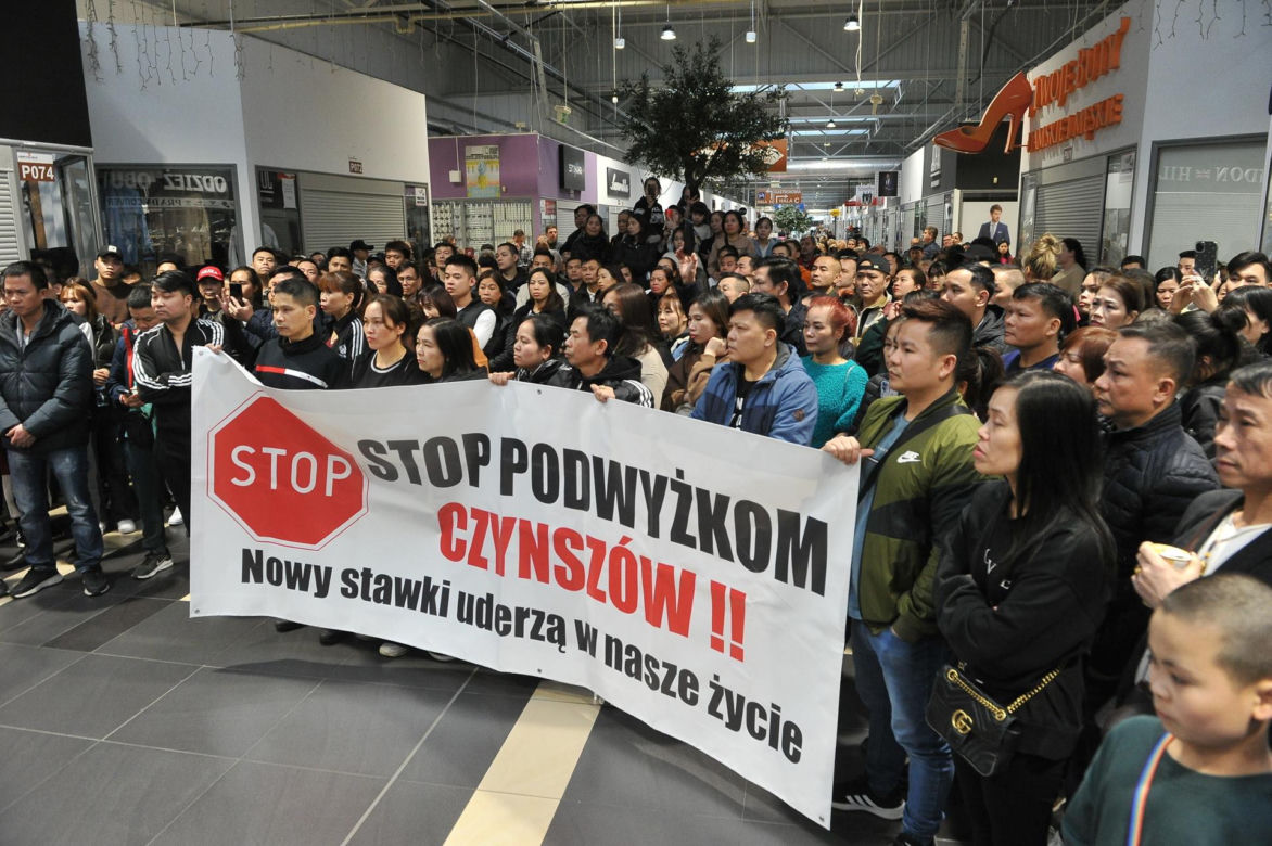 Krzyki w warszawskim centrum handlowym. Najemcy z Marywilskiej protestują 