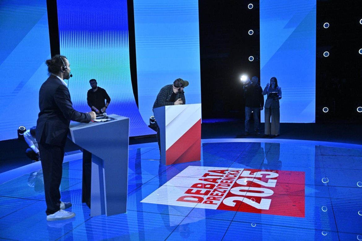 Ostatnie chwile przed debatą kandydatów