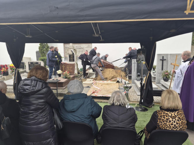 Polityk Polski 2050 pochował syna. „Przyszedłeś do mnie we śnie uśmiechnięty, radosny”