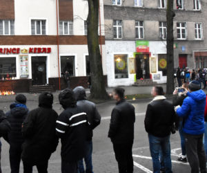 ZAMIESZKI PO MORDERSTWIE POD KEBABEM.