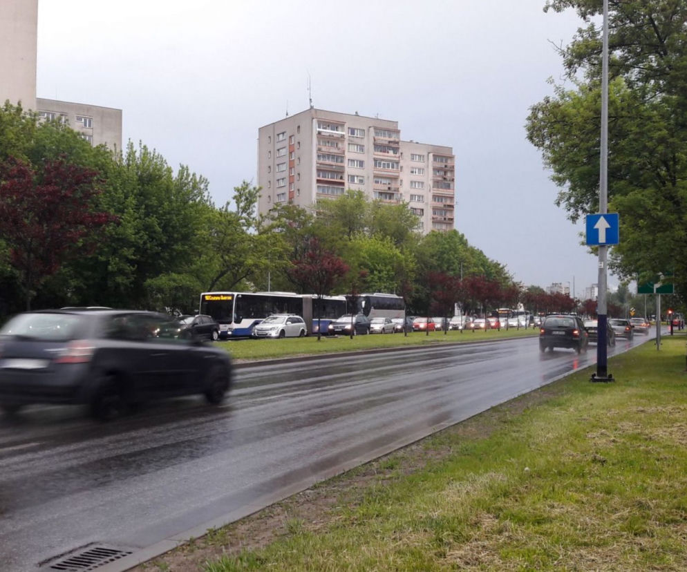 Ile aut codziennie pokonuje krakowskie rogatki?