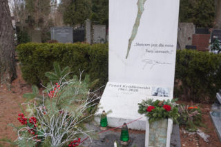 Grób Pawła Królikowskiego na Powązkach w Warszawie