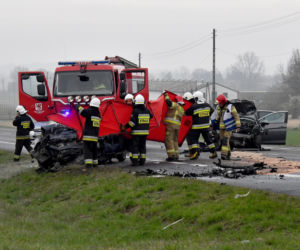 Koszmarny wypadek na DK3 pod Wolinem. Nie żyje młody mężczyzna