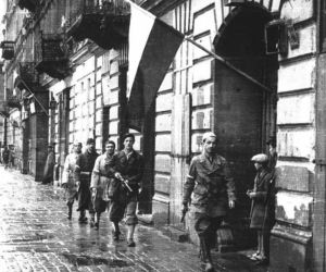 W czasie Powstania Warszawskiego generałem dowodził podchorąży. Takie były zasady konspiracji u Cichociemnych