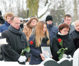 Tłumy pożegnały bohatera