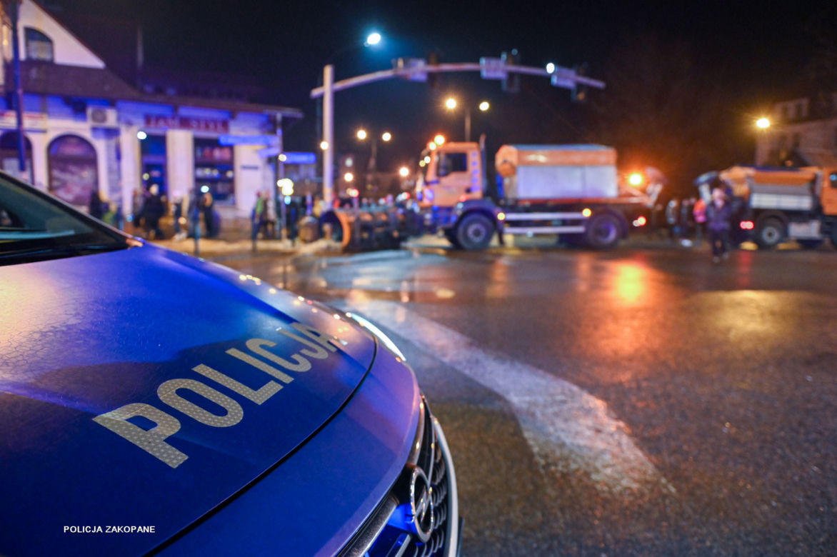 Burdy w Zakopanem i okolicach! Pijani i agresywni sylwestrowicze dali się we znaki policji [ZDJĘCIA]