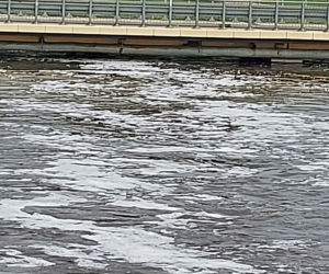 Alarm przeciwpowodziowy w Wąchocku. Burmistrz ogłosił alarm