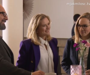 M jak miłość odc. 1653. Julia (Marta Chodorowska), Adam Werner (Jacek Kopczyński), Sylwia (Hanna Turnau)