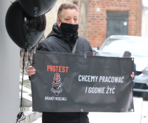 Protest branży ślubnej w Toruniu