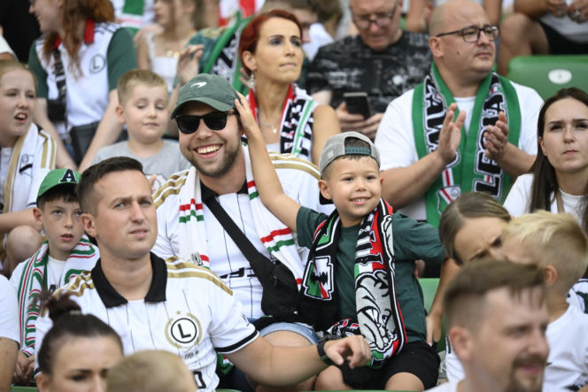 Legia Warszawa - Zagłębie Lubin: Zdjęcia kibiców
