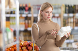 Jak wybierać produkty spożywcze – przewodnik zakupowy dla świadomych konsumentów