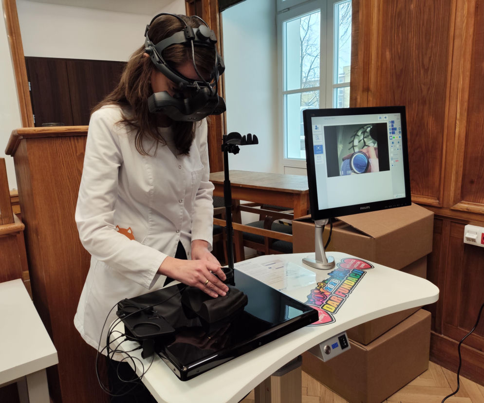 Zanim zbadają wcześniaki, będą mogli nauczyć się tego na symulatorze. Nowy sprzęt od WOŚP