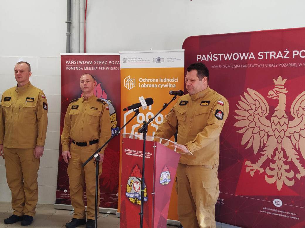 Nowy sprzęt trafi do strażaków z Siedlec, Łosic, Makowa Mazowieckiego, Ostrołęki, Ostrowi Mazowieckiej, Pułtuska, Sokołowa Podlaskiego, Węgrowa i Wyszkowa