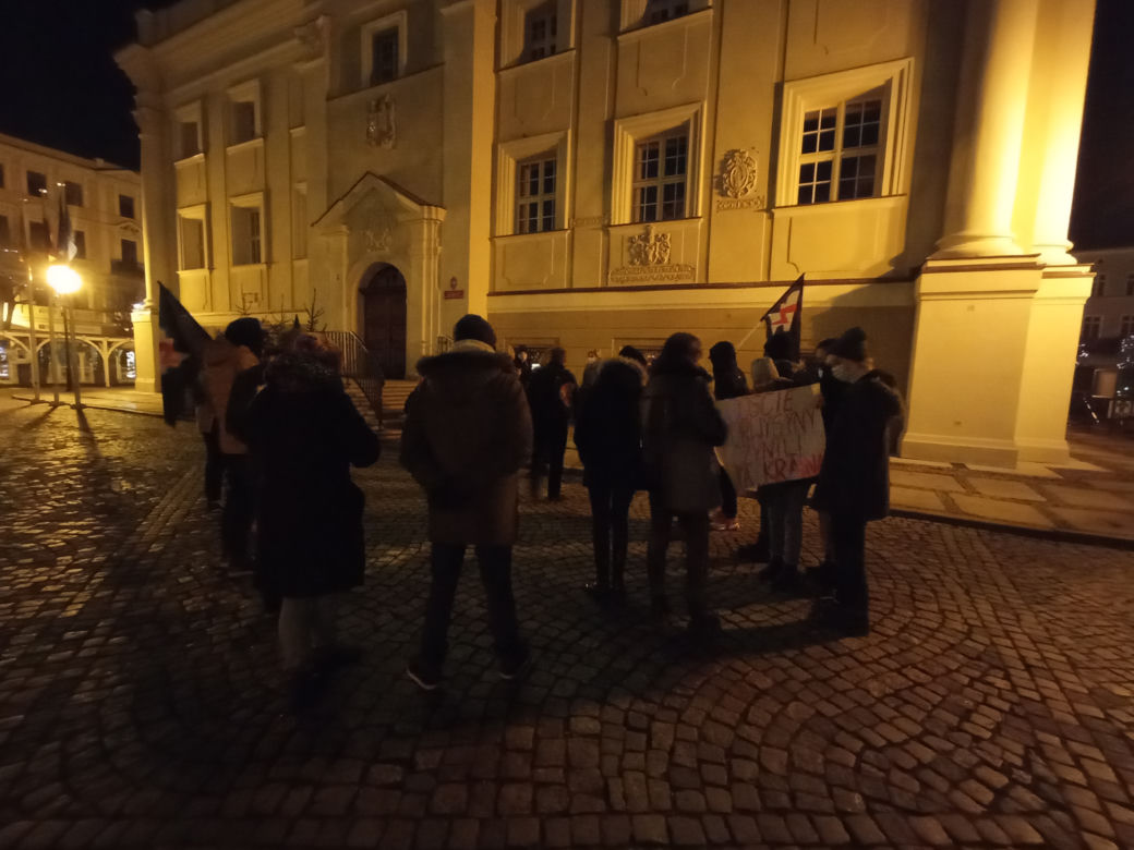 Strajk kobiet na rynku w Lesznie 