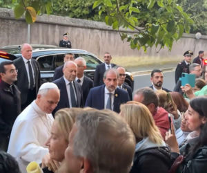 Gorące powitanie papieża w Castel Gandolfo