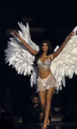 Kylie Jenner pojawiła się na pokazie Victoria's Secret