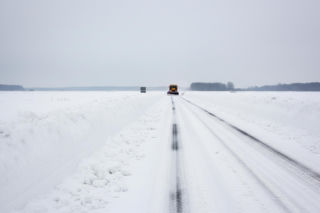 Polska sparaliżowana zimą stulecia. Jak kraj walczył z ekstremalnym żywiołem?