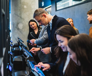 Olivia Prime z restauracją, gdzie AI kontroluje jakość i czas wydania