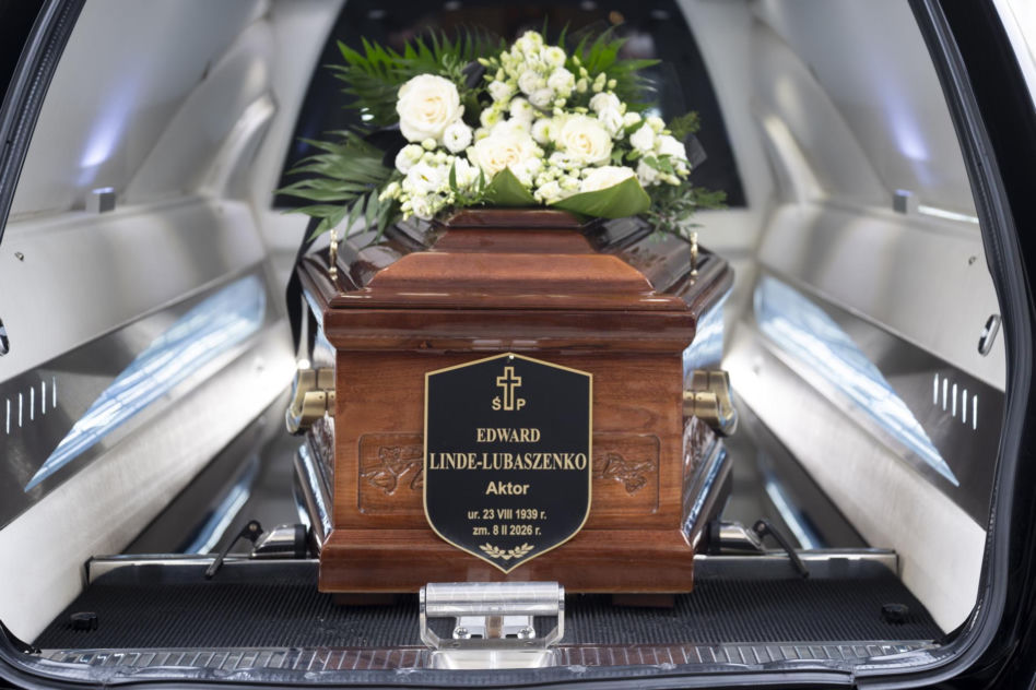 Tak wygląda teraz grób Edwarda Linde-Lubaszenko