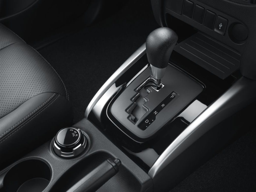Mitsubishi Triton 2015