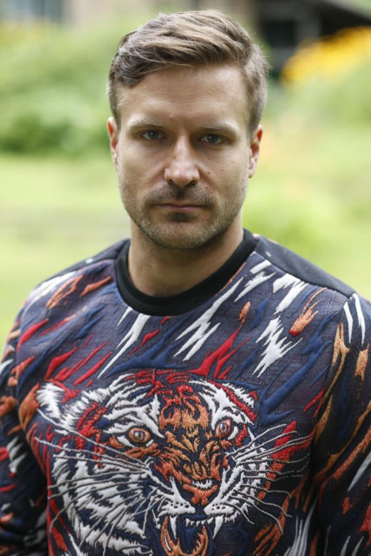Tak zmieniał się Piotr Stramowski na przestrzeni lat! Jak wyglądał kiedyś?