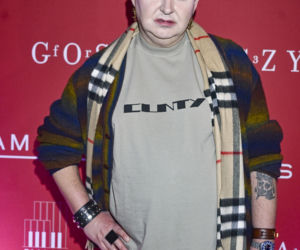 Książkiewicz pokazała majtki, Olejnik jak diwa i Grochowska w zbroi. Tłum gwiazd na pokazie Baczyńskiej