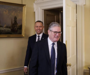 Karol Nawrocki, Keir Starmer