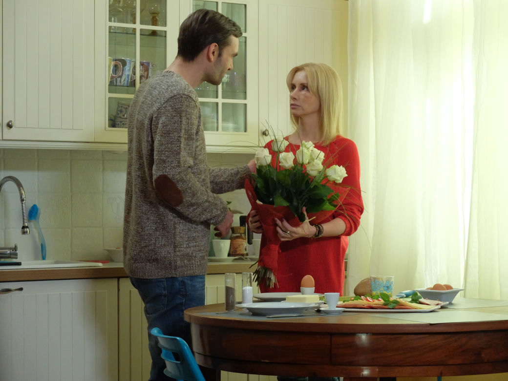 Pierwsza miłość. Ewa (Ewa Gawryluk), Zbyszek (Mariusz Zaniewski)