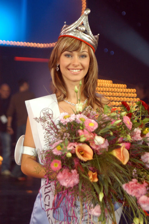 Katarzyna Borowicz - III wicemiss świata 2004