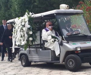 Przemyśl: Pogrzeb 12-letniego Kamila. Chłopca zagryzł pitbull