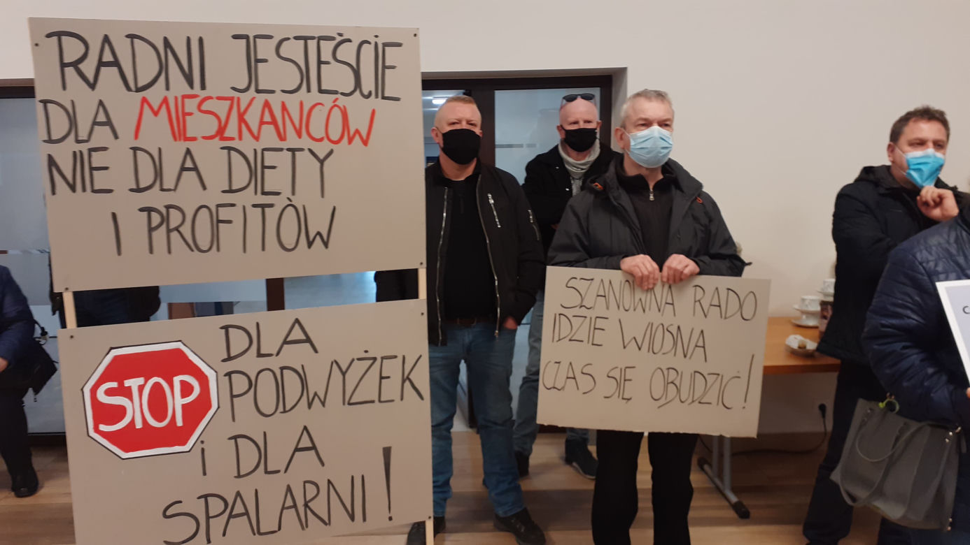 Mieszkańcy znowu na sesji. Tym razem przeciw budowie spalarni i cenie za wywóz śmieci 