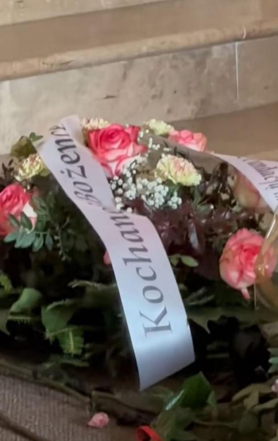 Pogrzeb Bożeny Dykiel przyciągnął tłumy. Pojawił się wieniec od Sławy Przybylskiej