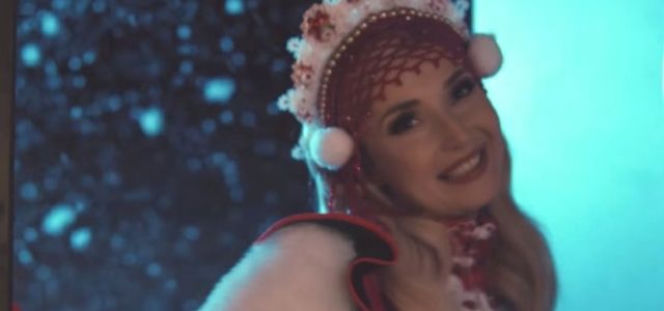 Coraz bliżej święta - tekst piosenki Cleo z reklamy Coca-Coli 