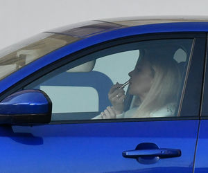 Basia Kurdej-Szatan w aucie robi się na bóstwo