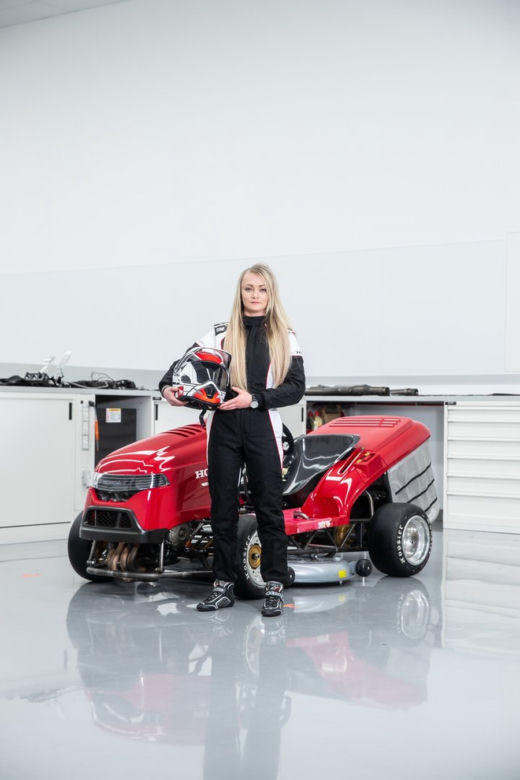 Najszybsza kosiarka świata. Honda ponownie zdobyła rekord Guinnessa