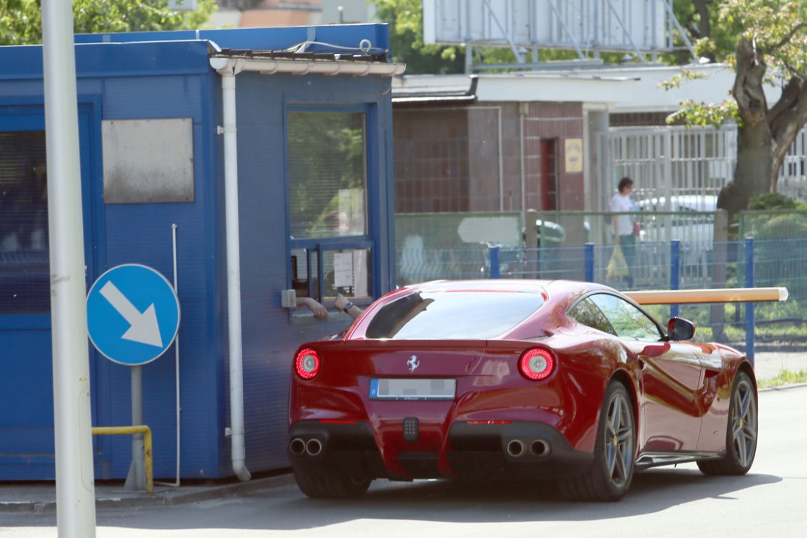 Robert Lewandowski Ferrari F12 Berlinetta