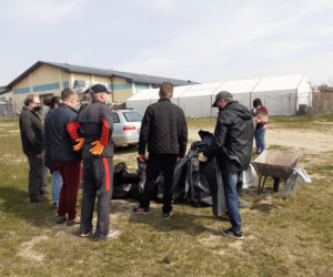 Pierwsza akcja sprzątania brzegów rzeki Muchawki i siedleckiego zalewu w ramach Operacji Czysta Rzeka 2021