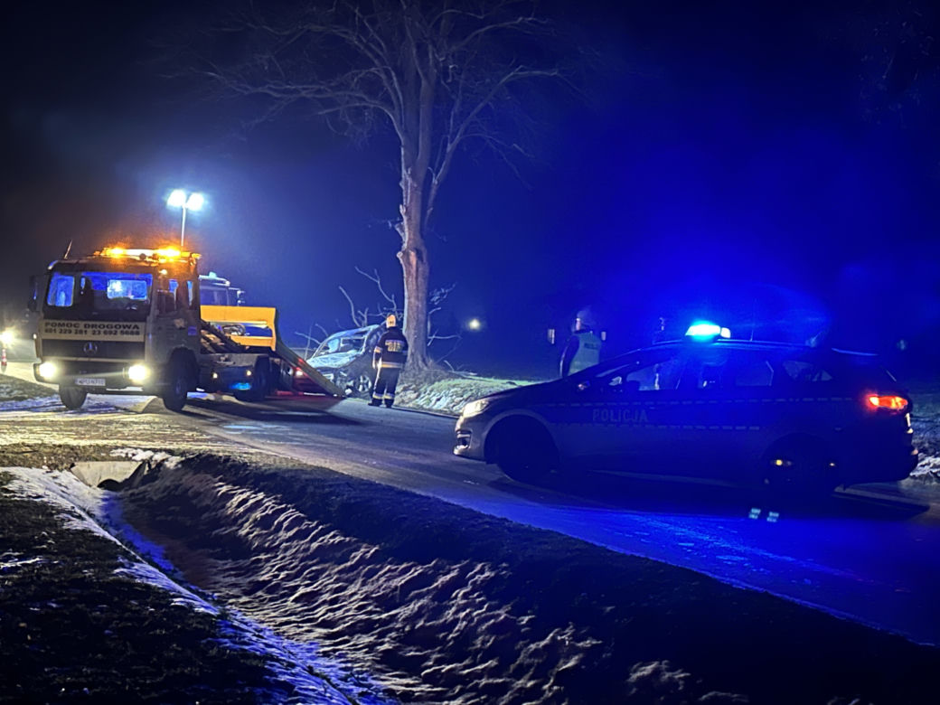 Koszmarny wypadek pod Pułtuskiem. Jedna osoba nie żyje